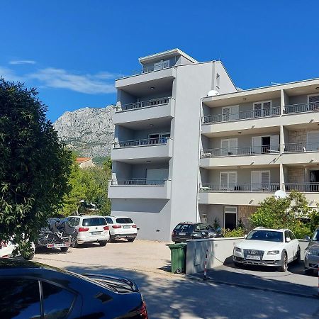 Apartments Neva Makarska Ngoại thất bức ảnh