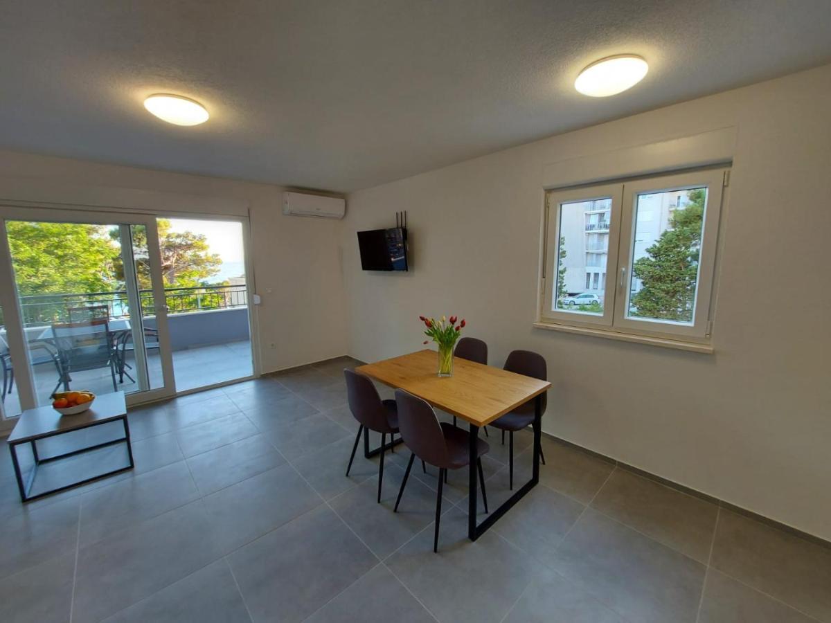Apartments Neva Makarska Ngoại thất bức ảnh