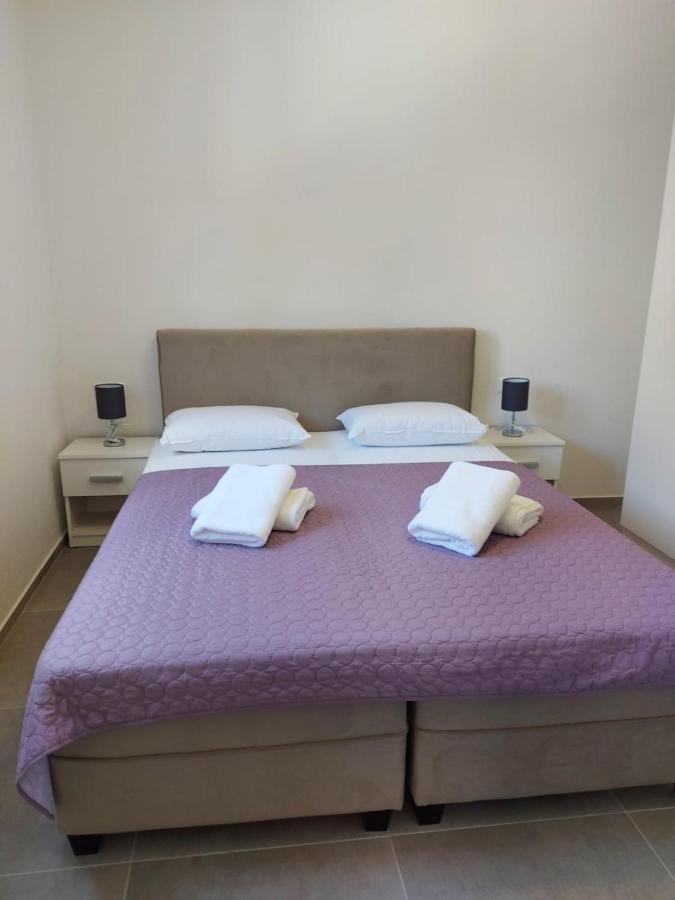 Apartments Neva Makarska Ngoại thất bức ảnh