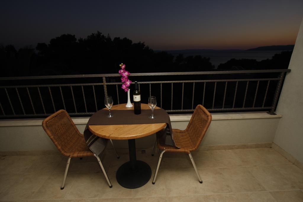 Apartments Neva Makarska Phòng bức ảnh