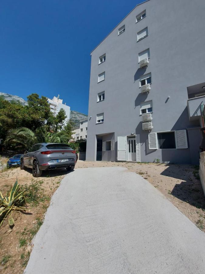 Apartments Neva Makarska Ngoại thất bức ảnh