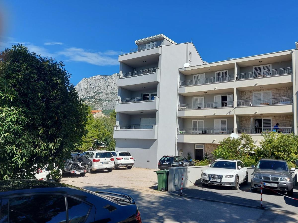 Apartments Neva Makarska Ngoại thất bức ảnh