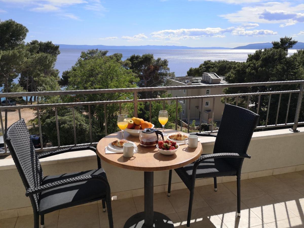 Apartments Neva Makarska Ngoại thất bức ảnh