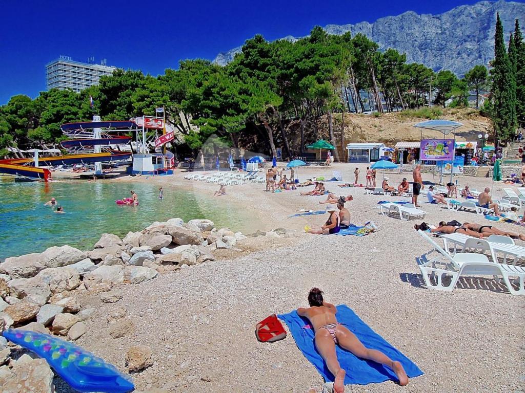 Apartments Neva Makarska Ngoại thất bức ảnh